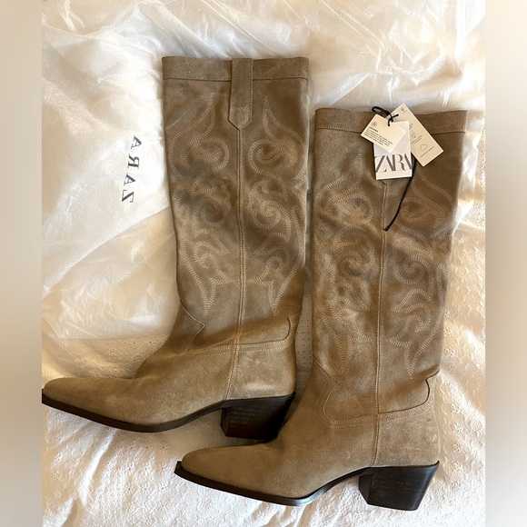 NEW! Zara Sand Beige Suede Leather Embroidered Cowboy Boots Size 11 - Picture 2 of 9